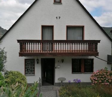 Mainz-Bingen Apartment | Rainer´s Rheinblick