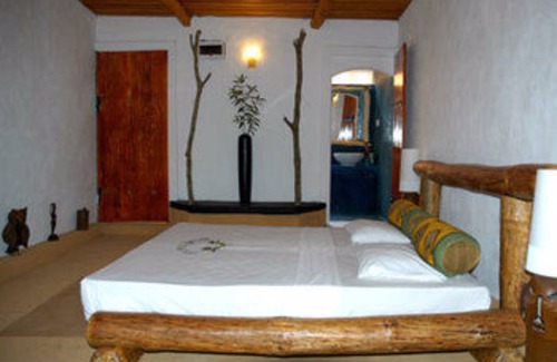 Kalawana Hotel | Rainforest Edge