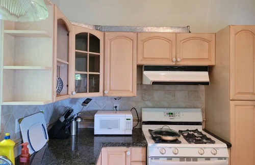 Powell River House | rainforest suit with a king size bed Ocean views and 10 minutes to private beach