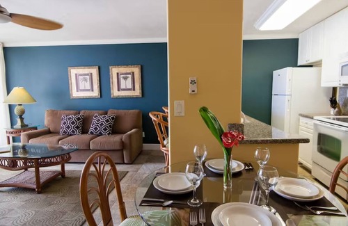 Historic Kailua Village Resort | Raintree Kona Reef, Hawaii Timeshare Rental Second