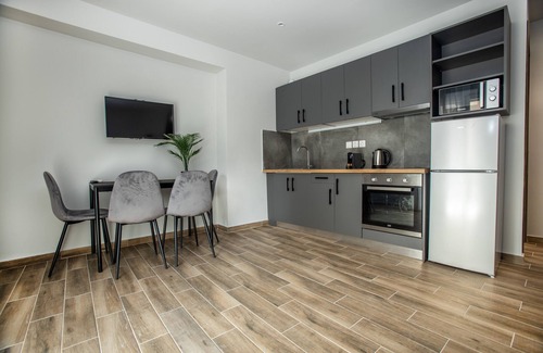 Dafni-Ymittos Apartment | Raise Averof Serviced Apartments