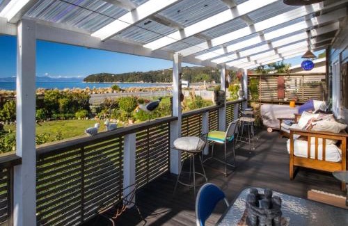 Marahau House | Raisin Town - Marahau Bach