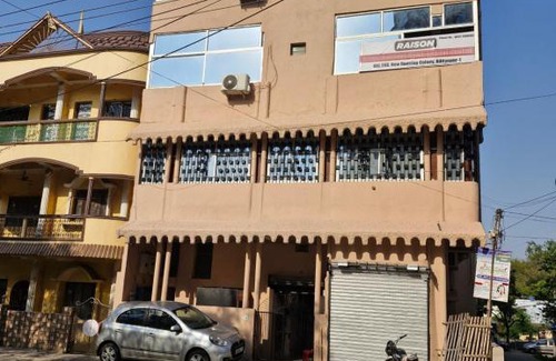 Seraikela Hotel | RAISON HOTEL