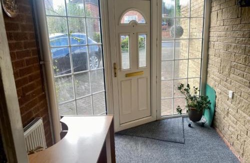 Sutton Coldfield House | Raj Rentals
