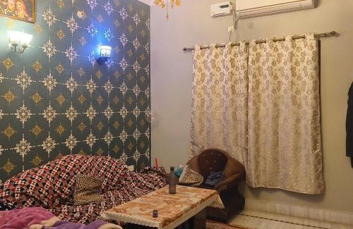Jhusi House | Rajaram bhawan avilable for mahakumbh