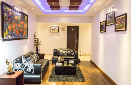 Vijayanagar 1st Stage Hotel | Rajmahal Inn