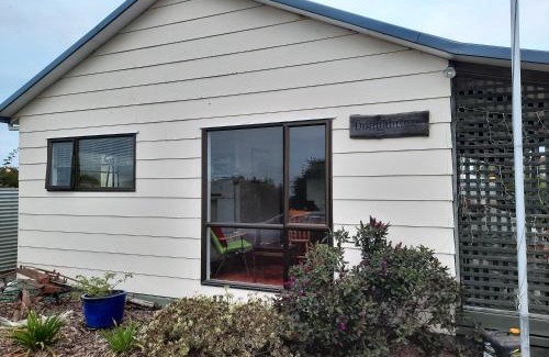 Southbridge House | Rakaia Huts Holiday Home