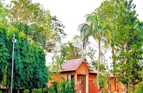 Ilam Bazar Hotel | Raktokorobi Karu Gram