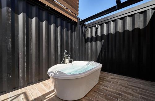 Minamiawaji House | Rakuten STAY VILLA Awaji 103 3 bank beds, Capacity of 9 persons