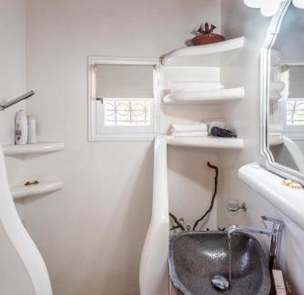 Milos House | Ralaki Cottage