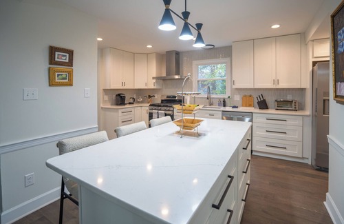 North Raleigh House | Raleigh Retreat near North Hills