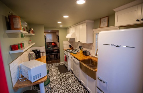 Chickasha House | Ralphie's House Chickasha | FAST WIFI | Brand New!