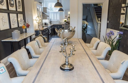 Moffat Cottage | Ram Lodge - a house that sleeps 10 guests in 6 bedrooms