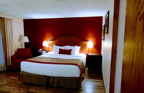 Albert Lea Hotel | Ramada by Wyndham Albert Lea