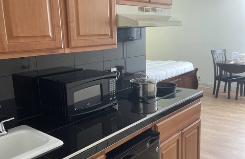 Butler Hotel | Ramada by Wyndham Butler/Tesla Biohealing Resort