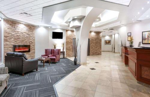 Southside Hotel | Ramada by Wyndham Edmonton South