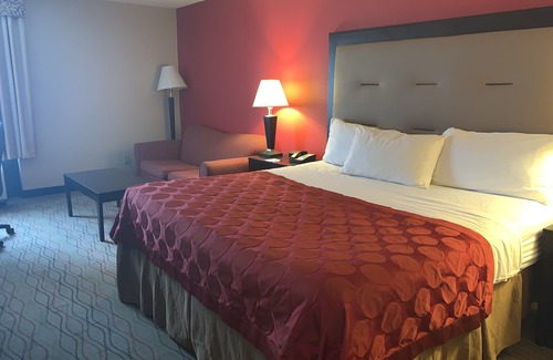 Gainesville Hotel | Ramada by Wyndham Gainesville