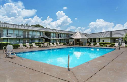 Bayou Cane Hotel | Ramada by Wyndham Houma