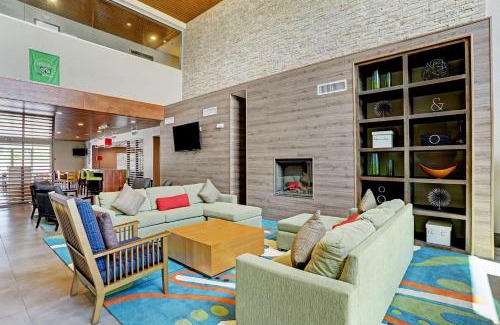 Westchase Hotel | Ramada by Wyndham Houston Westchase