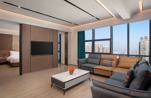 Huangshigang District Hotel | Ramada by Wyndham Huangshi Huangshigang