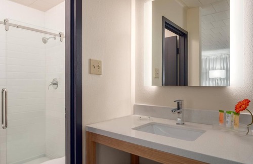 Indiana Hotel | Ramada by Wyndham Indiana