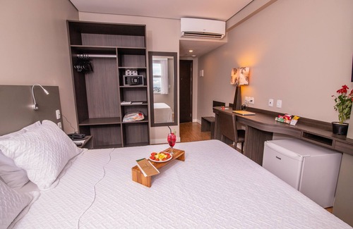 Aleixo Hotel | Ramada by Wyndham Manaus Torres Center