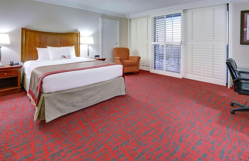 Metairie Hotel | Ramada by Wyndham Metairie New Orleans Airport