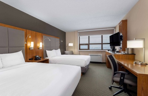 Fort St. John Hotel | Ramada by Wyndham Northern Grand Hotel & Conference Centre