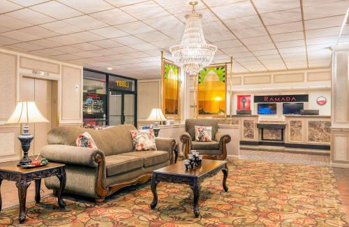 Paintsville Hotel | Ramada by Wyndham Paintsville Hotel & Conference Center