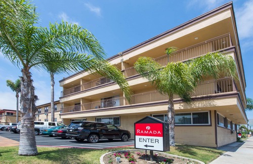Roseville - Fleet Ridge Hotel | Ramada by Wyndham San Diego Airport