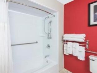 Springfield Hotel | Ramada by Wyndham Springfield North