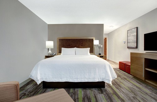 St. Paul Hotel | Ramada by Wyndham St. Paul AB