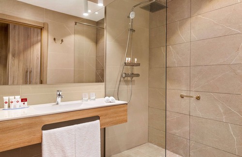 Tirgu Jiu Hotel | Ramada by Wyndham Targu JIU