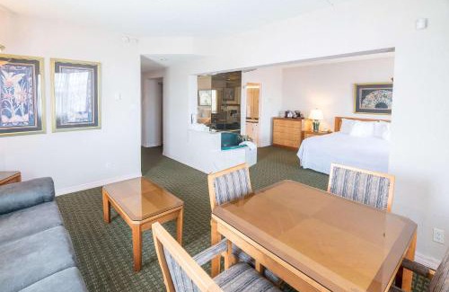 Thunder Bay Hotel | Ramada by Wyndham Thunder Bay Airlane Hotel