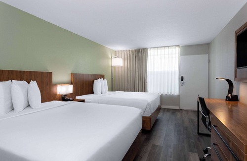 Altamonte Springs Hotel | Ramada by Wyndham Altamonte Springs Near I-4