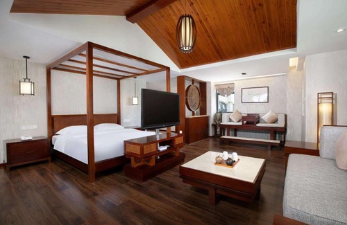 Qionghai Hotel | Ramada Encore by Wyndham Qionghai Downtown