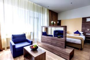 Holosiivskyj Hotel | Ramada Encore Kyiv