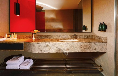 Al Khobar Hotel | Ramada Encore Wyndham AL Khobar Corniche