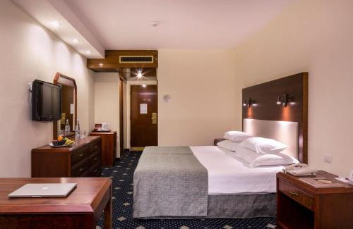 Kiryat HaLeom Hotel | Ramada Jerusalem Hotel