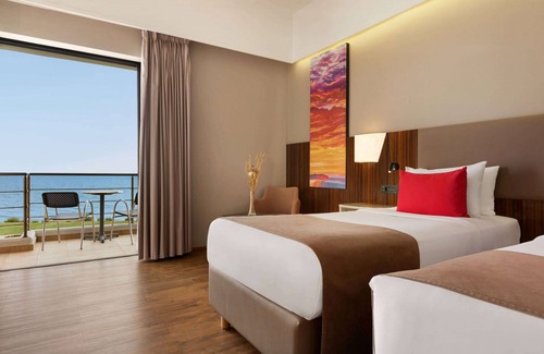Alexandroupoli Hotel | Ramada Plaza by Wyndham Thraki