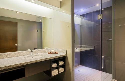 Panama City Hotel | Ramada Plaza by Wyndham Panama Punta Pacifica