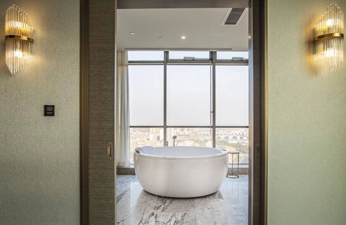 Nanxun Qu Hotel | Ramada Plaza by Wyndham Nanxun