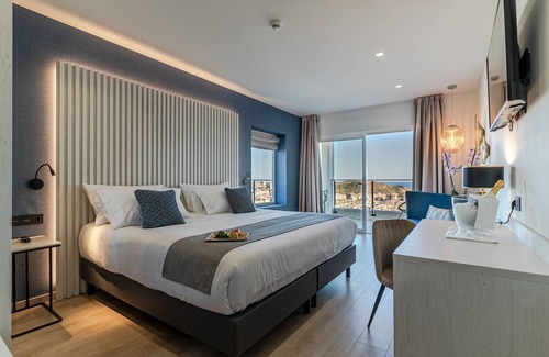 Puerto de Mazarron Hotel | Ramada Resort by Wyndham Puerto de Mazarron