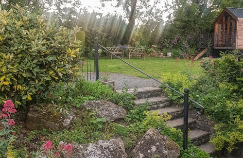 Holestone Moor Cottage | RAMBLER'S COTTAGE, pet friendly, with a garden in Matlock