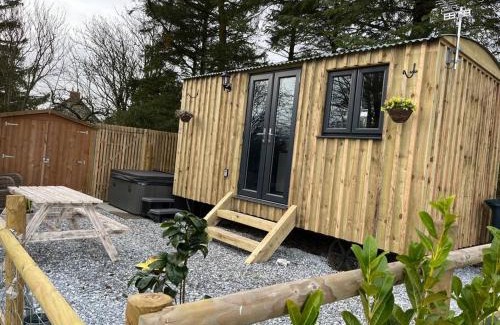 Bromlow House | Ramblers retreat