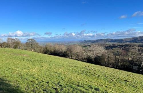 Bromlow House | Ramblers retreat