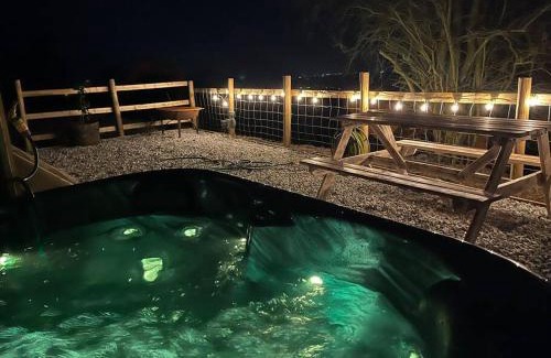 Bromlow House | Ramblers retreat