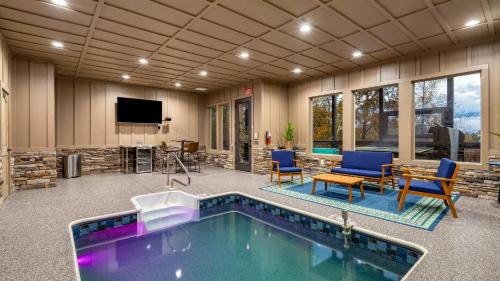 Pittman Center House | Rambling Ridge Lodge by AvantStay Endless Amenities Fun Indoor Pool Hot Tub A Arcade Game Room