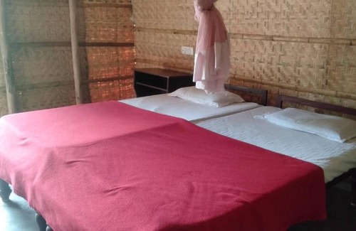 Sanapur House | Rambo Homestay & Restaurant Hampi
