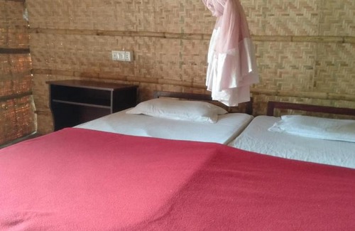 Sanapur House | Rambo Homestay & Restaurant Hampi